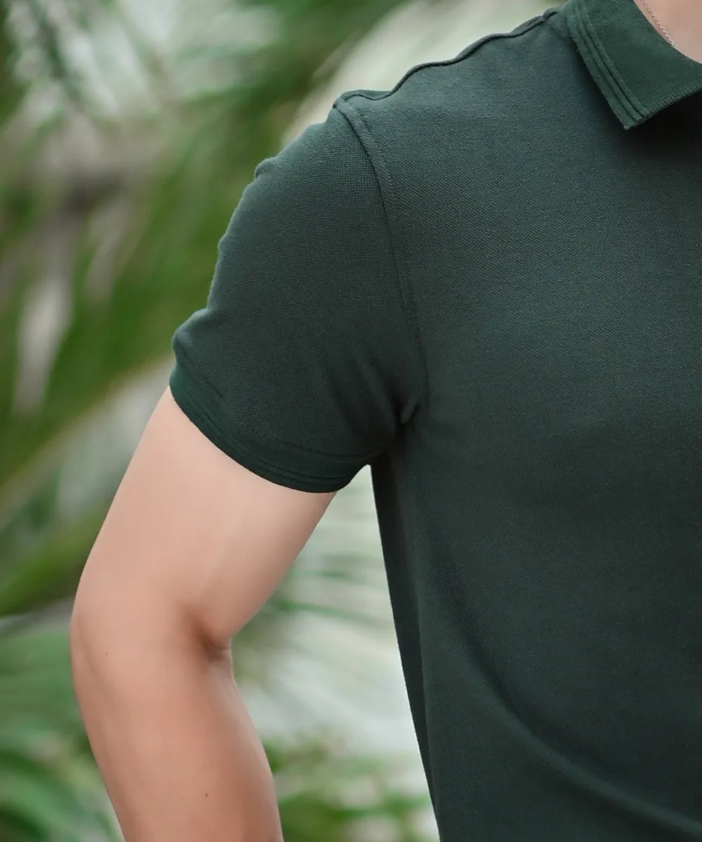 Green Oasis Men Polo Effortlessly Stylish with a Bone Pocket