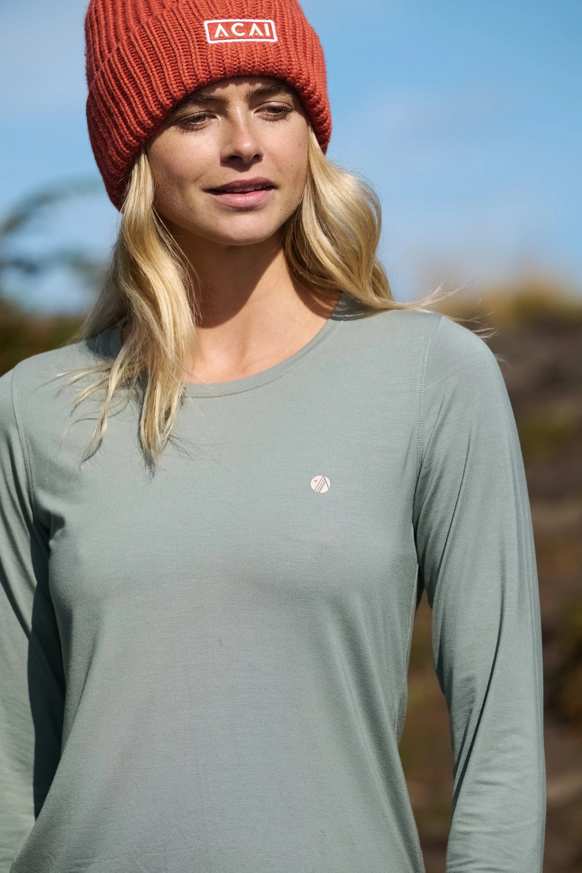 On The Go Bamboo Long Sleeve Tee - Lily Pad